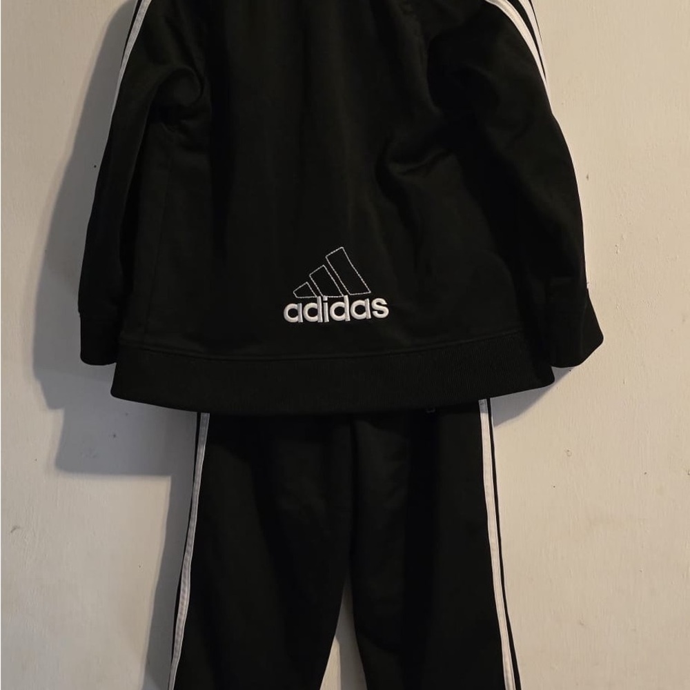 Adidas Black and White Athletic Tracksuit - Picture 13 of 16